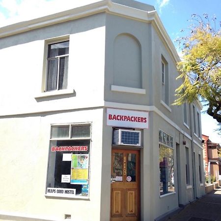 Shingo'S Backpackers Hostel Adelaide Exterior photo