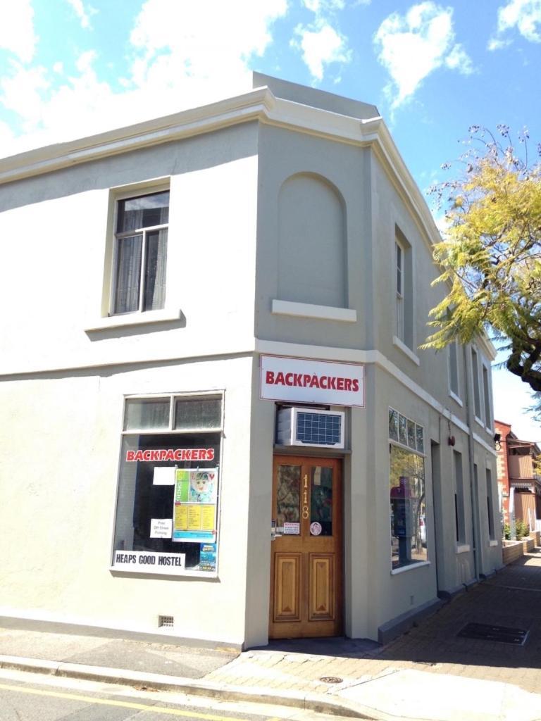 Shingo'S Backpackers Hostel Adelaide Exterior photo